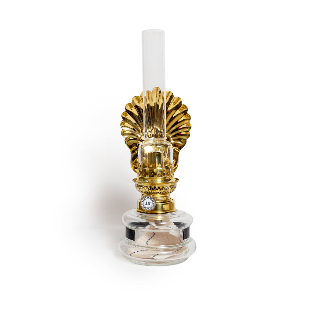 Karlskrona Clear and Brass Shell Sconce